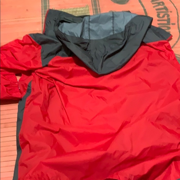 Columbia XXL rain jacket! - Picture 4 of 5